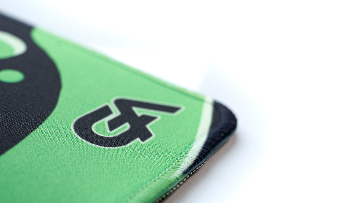 Shamrock XXL Mousepad